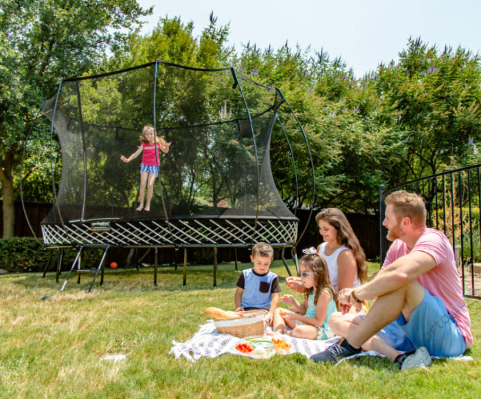 Батут овальный Springfree O47